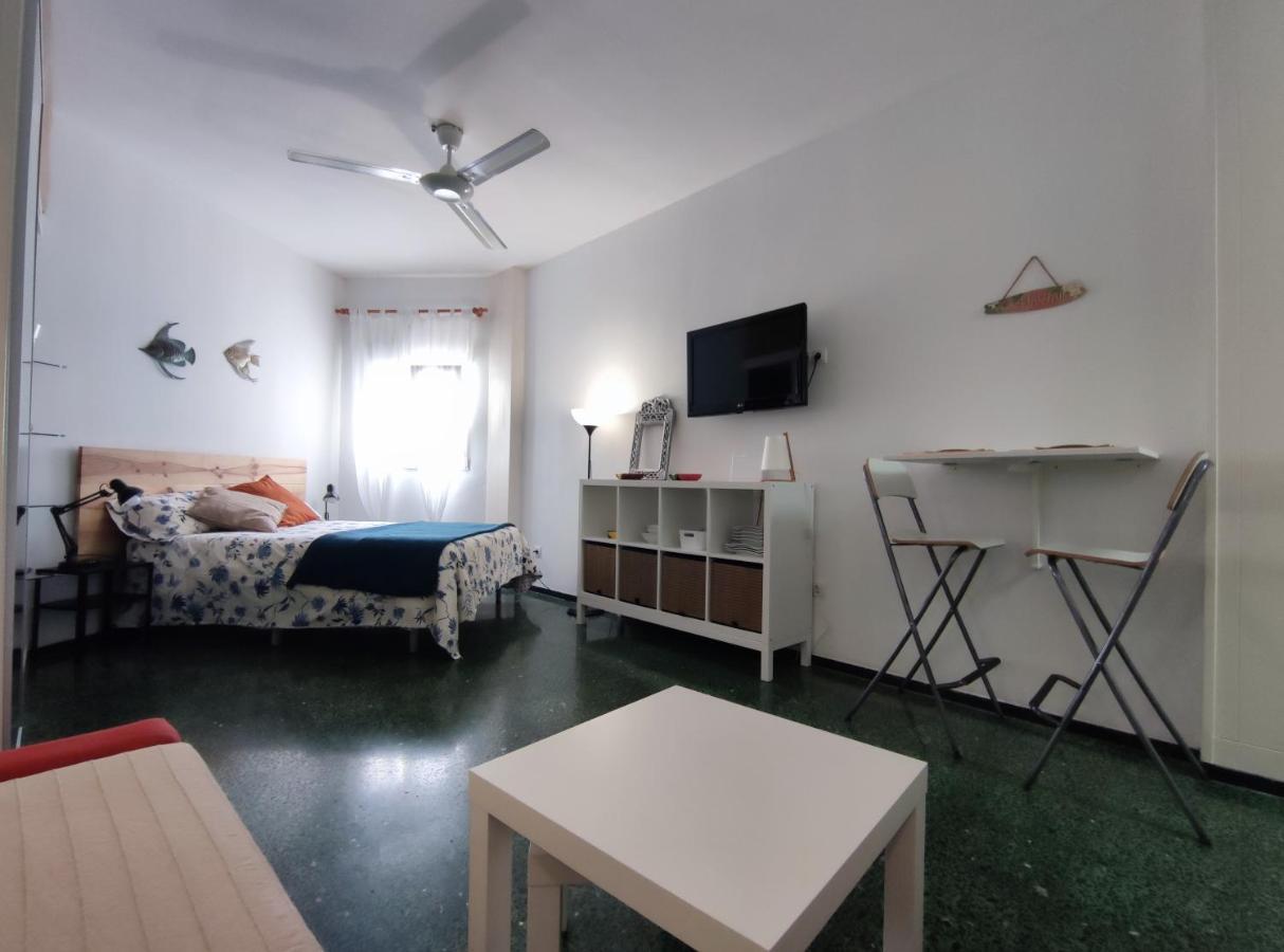 Estudio Interior En Playa De Las Canteras Apartment Las Palmas de Gran Canaria Luaran gambar